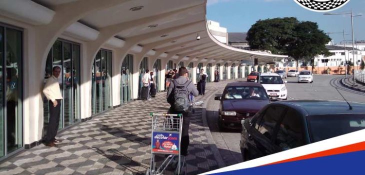 Qual é a área de desembarque no Aeroporto de Congonhas?